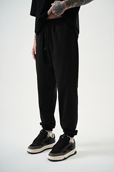 Respire Men's Basic Jogger Sweatpants Black