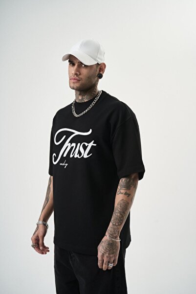 Respire Оверсайз футболка, чорний колір, з написом Trust