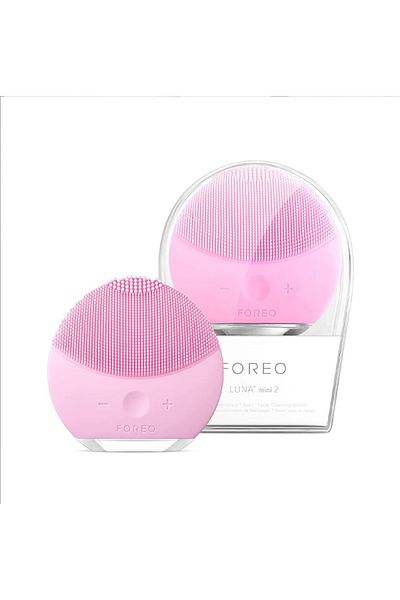 FOREO Foreo Cleansing and Exfoliating Device