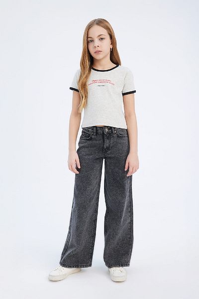 DeFacto Girls' Short Sleeve T-Shirt - Slim Fit, Crew Neck, Printed E0483A825Sp