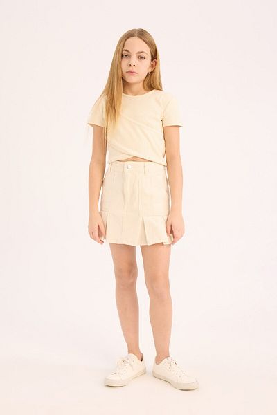 DeFacto Koszulka dziewczęca Slim Fit Slim Cut z okrągłym dekoltem i krótkim rękawem D9269a825sm