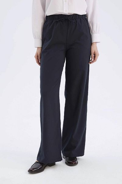 DeFacto Weites Bein, weites Bein, dehnbare Taille, Schnürung, Basic, gerade Palazzo-Hose C5628ax25sp