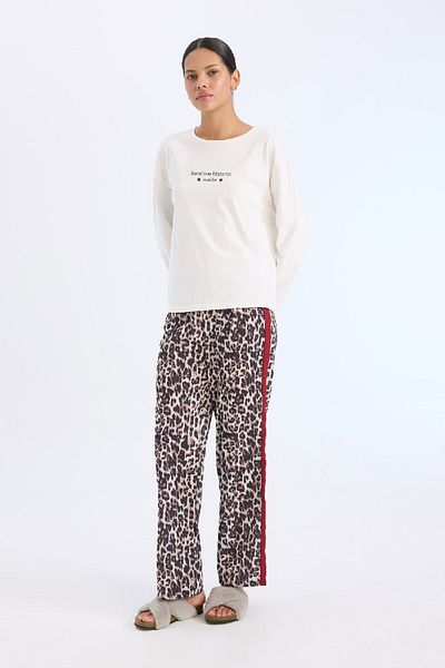 DeFacto Pajamas Set Regular Fit Long Sleeve Printed Top Leopard Print Long Bottom-Fall in Love E2352Ax24Wn