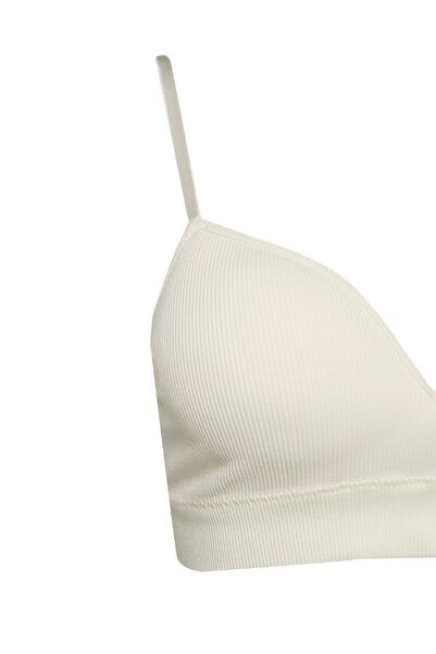 DeFacto Nahtloser BH mit Polster – Fall In Love A8858ax25sp