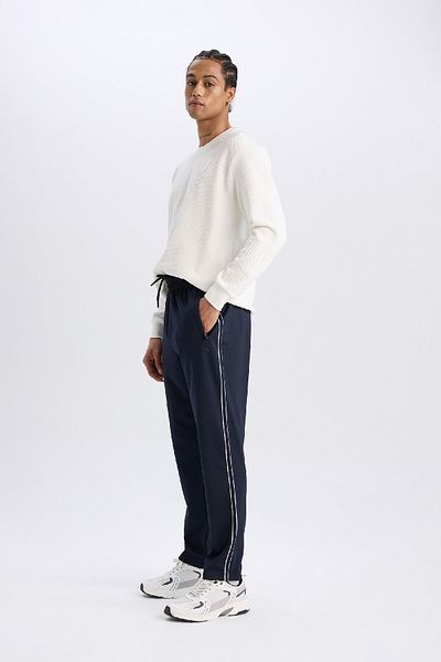 DeFacto DeFactoFit Sportsman Jogger Sweatpants Slim Εφαρμογή με λεπτή εφαρμογή Standard Trotters Skuba Diver ύφασμα Beli Elasti
