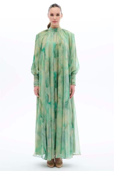 miha Hicran Önal فستان بياقة ووشاح رخامي منقوش باللون الأخضر