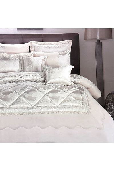 Generic Jacquard 8Pcs Comforter Set, King Size Wedding Set Size 240 X 260 Cm