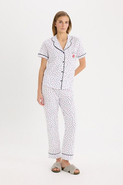 DeFacto Kurzarm-Pyjama-Set, tailliertes, langes Oberteil mit sechs Knöpfen, dehnbar, D8455ax25sp