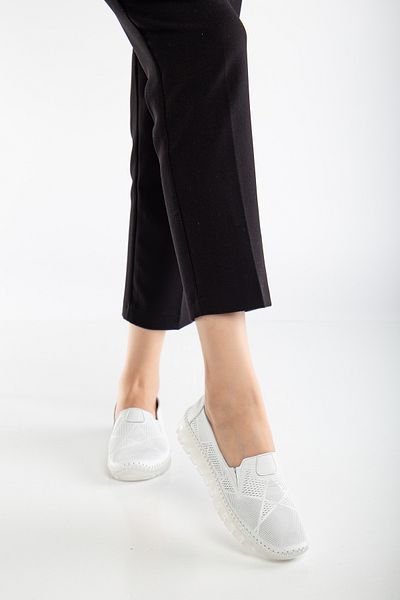 AYAKKABİSEPETİ Inside and Outside Genuine Leather Comfort Orthopedic Mother's Shoes Without Laces