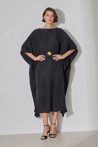 Setre Black Relaxed Cut Dress with Belt and Sleeve Detail