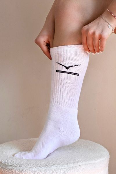 VEGTER Unisex Long Volleyball & Basketball & Football & Tennis Training Socks – Elevate Comfort and Performance