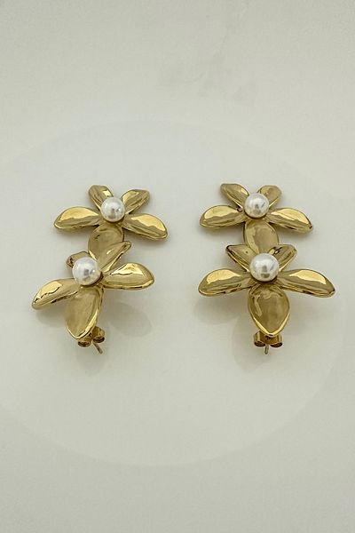 DELEIZA ACCESSORY Steel Pearl Flower Vip Gold Earrings