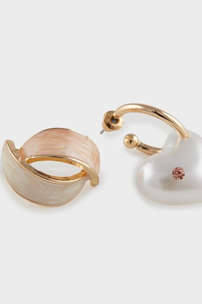 DeFacto Set mit 2 Damen-Ohrringen mit goldenen Perlen – E3982axns