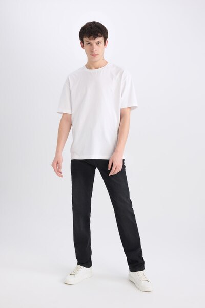 DeFacto Sergio Regular Fit Normal Kalıp Normal Bel Boru Paça Siyah Jean Pantolon D7335ax25sp