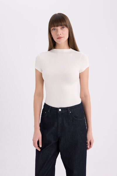 DeFacto Slim Fit Slim Fit Half Turtleneck Soft Touch Short Sleeve T-Shirt E5906Ax25Sp