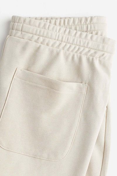 H&M شورت رياضي بقصّة عادية