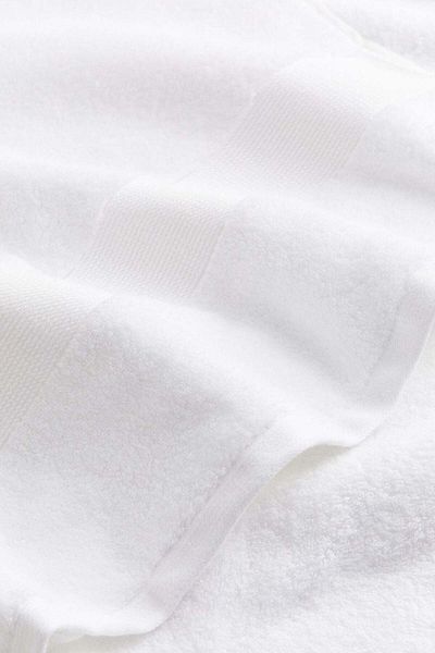 H&M Soft terry bath towel