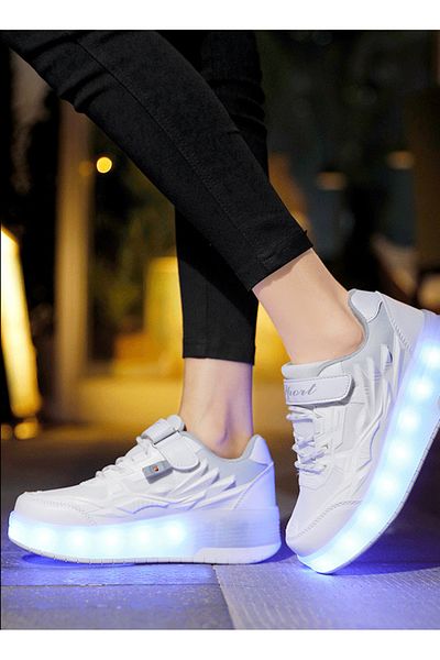 ETG Roller Shoes USB Charge Girls Boys Sneakers with Wheels LED Roller Skates Shoes