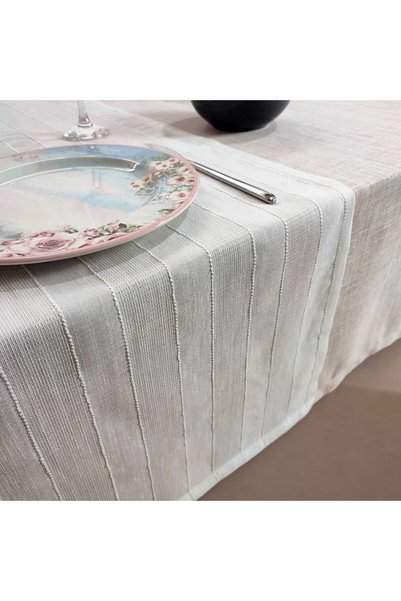PİKKO HOME PEMBE POLYESTER MASA ÖRTÜSÜ(140*220 CM)VE ÇİZGİ JAKARLI İNCE POLYESTER RUNNER(46*132 CM)(MSET)