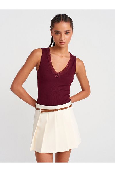 Dilvin 31778 Lace Detailed Ball-Burgundy