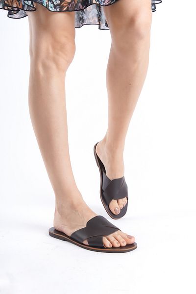 DaphneSandals Genuine Leather Brown Women's Slippers - M7698