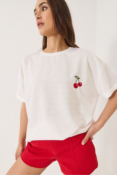 Bianco Lucci Γυναικείο μπλουζάκι με κέντημα Cherry με λαιμόκοψη oversize