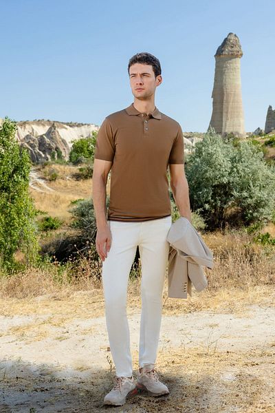 Morven Men's Tan Trend Polo Neck Dynamic Fit T-Shirt
