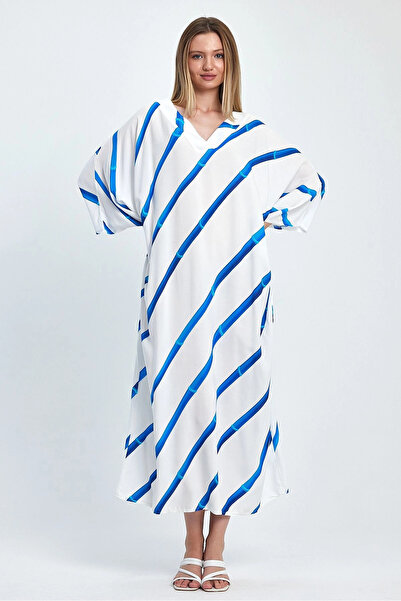 Denismoda VP932 Γυναικείο φόρεμα με λαιμόκοψη σε σχήμα V με σχέδιο παπαγάλου σε μεγάλο μέγεθος ΛΕΥΚΟ ΜΠΛΕ