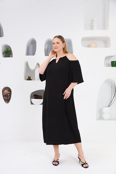RMG Plus Size Day Dress - Black Chain Collar