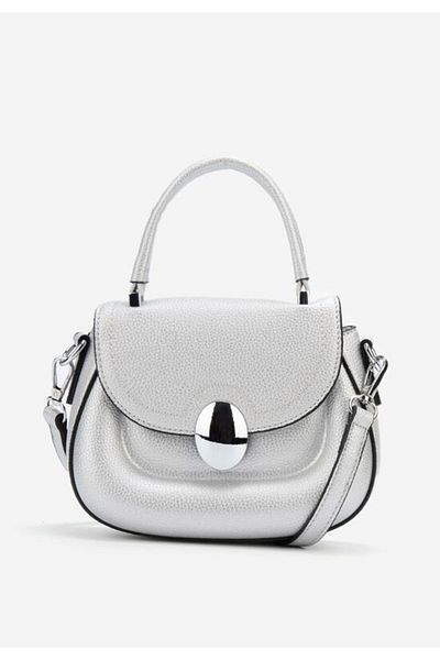 B T Shoes Geanta de mana Laera argintie