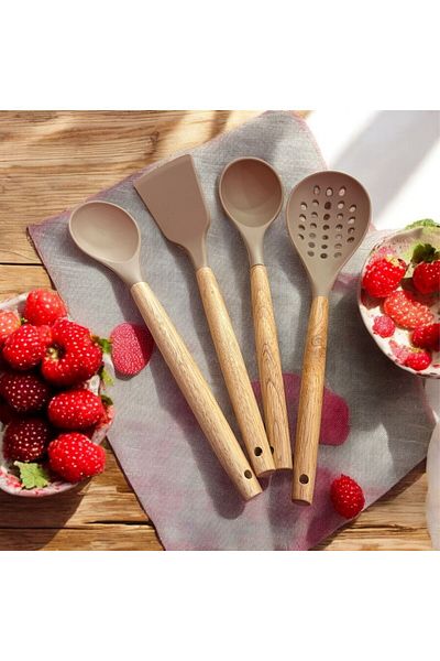 Qerhome 4 Piece Kitchen Serving Set with Bamboo Handles: Rose Series (Ladle-Spoon-Spatula-Kevgen)