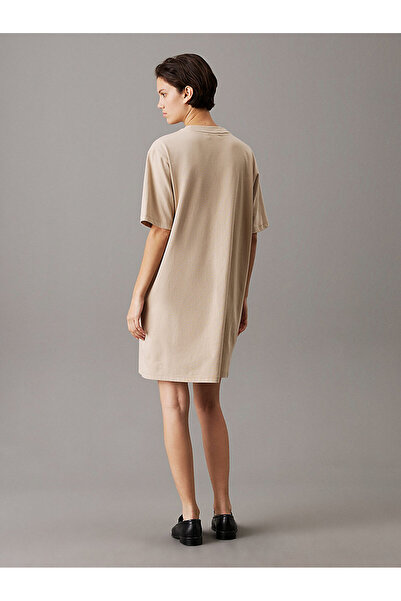 Calvin Klein Kadın Bej Tişört Elbise