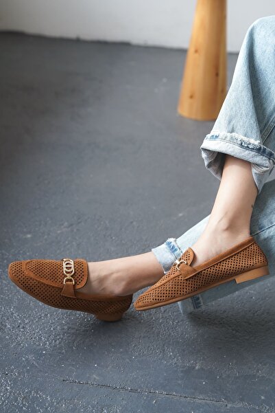 MODAADAM Women's Celtic Buckle Flat Ballerinas - Tan Suede