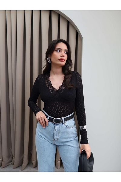 ESRAHELVACI Μαύρο δαντελένιο διάφανο σώμα