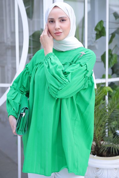 giyze Brooch Detailed Ruffled Shirt Emerald Green 61647