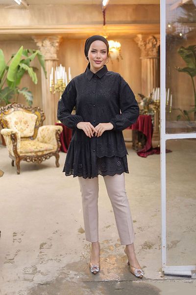 giyze Pearl Button Lace Shirt Black 1376