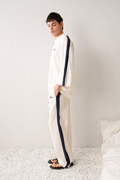 GIESTO ΛΕΥΚΟ ΛΕΥΚΟ ΜΠΟΥΜΕΛΟ ΜΕ ΛΕΠΤΟΜΕΡΗ ΡΙΓΕΣ