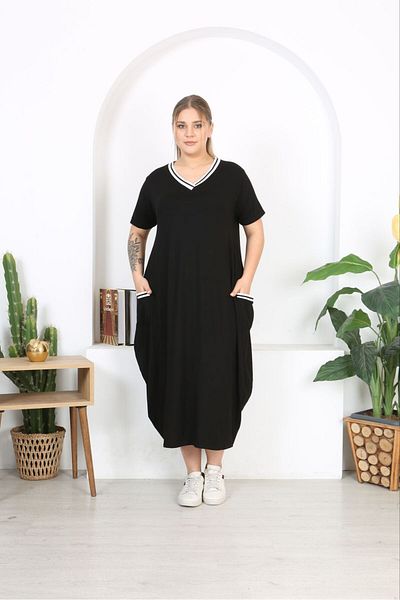 Butik Nilyam Γυναικείο φόρεμα με λαιμόκοψη σε μεγάλο μέγεθος V, λεπτομέρεια ρίγας τσέπης Viscose 24739 Μαύρο