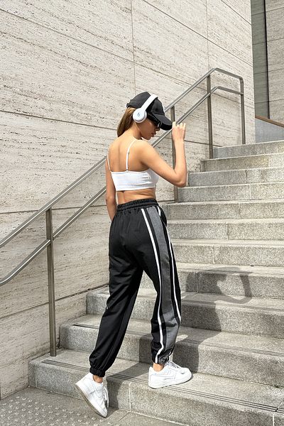 Sun Victoria Pantaloni de sport negri cu talie înaltă pentru femei, cu dungi laterale sezoniere