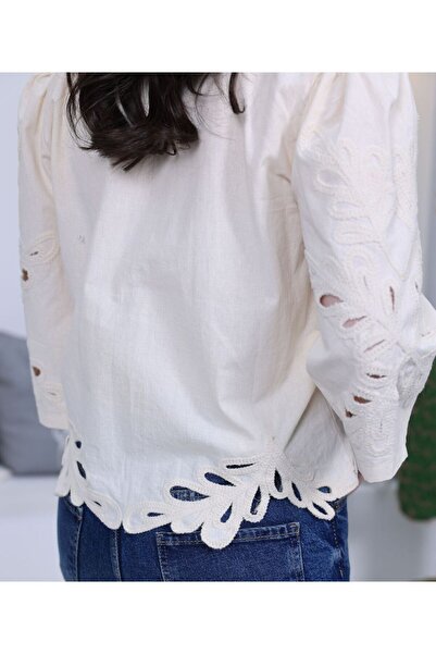 Gülten Akgün Nakış Detay Gömlek