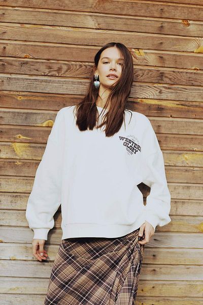 DeFacto Oversize Wide Fit Crew Neck Back Printed Thick Fabric Sweatshirt E4934Ax25Sp