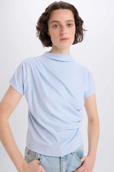 DeFacto Tricou cu mânecă scurtă Slim Fit, cu gâtul turn, cu mânecă scurtă E5905ax25sp