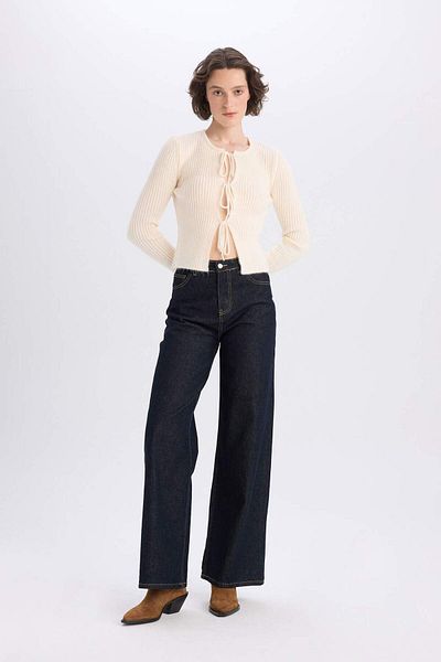 DeFacto Crew Neck Basic Knitwear Cardigan - Regular Fit E6914Ax25Sp