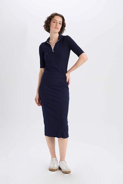DeFacto Figurbetontes, geripptes Midikleid mit Rollkragen – kurze Ärmel E7140AX25SP