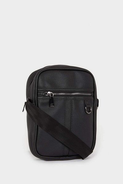 DeFacto Men's Faux Leather Crossbody Bag E7916Axns