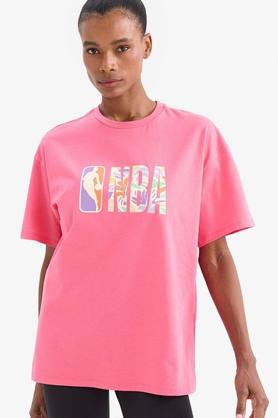 DeFacto Fit Nba Wordmark Oversize Φαρδιά Εφαρμογή Crew λαιμόκοψη κοντομάνικο μπλουζάκι A1711ax25sm
