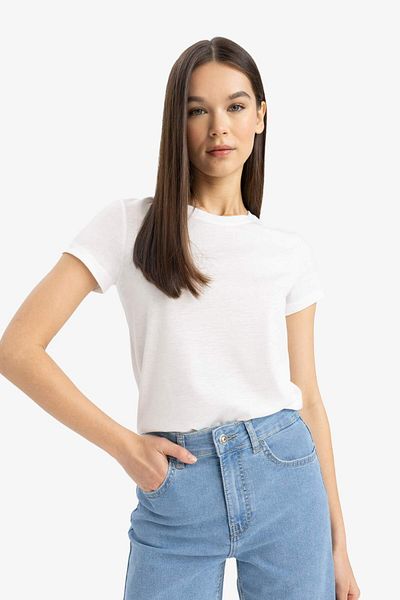 DeFacto Tailliertes Basic-T-Shirt mit Rundhalsausschnitt, einfarbig, kurzärmelig, Weiß, E7953ax25sm