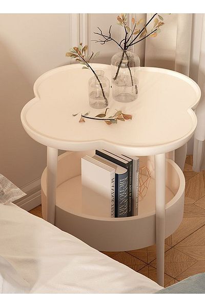 sharpdo Ins Style Sofa Side Table, Minimalist Flower-Shaped Coffee Table for Serving Guests