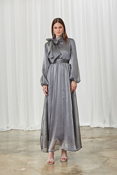 Birgül Bektaş Γκρι βραδινό φόρεμα Meva