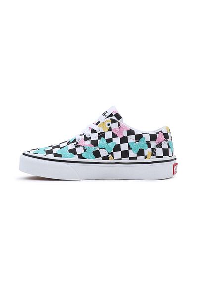 Vans Check for incorrect sizes listed VANS Doheny sneakers